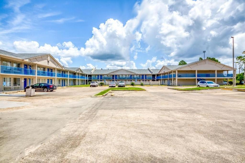 Oyo Hotel Baton Rouge Mid City Экстерьер фото